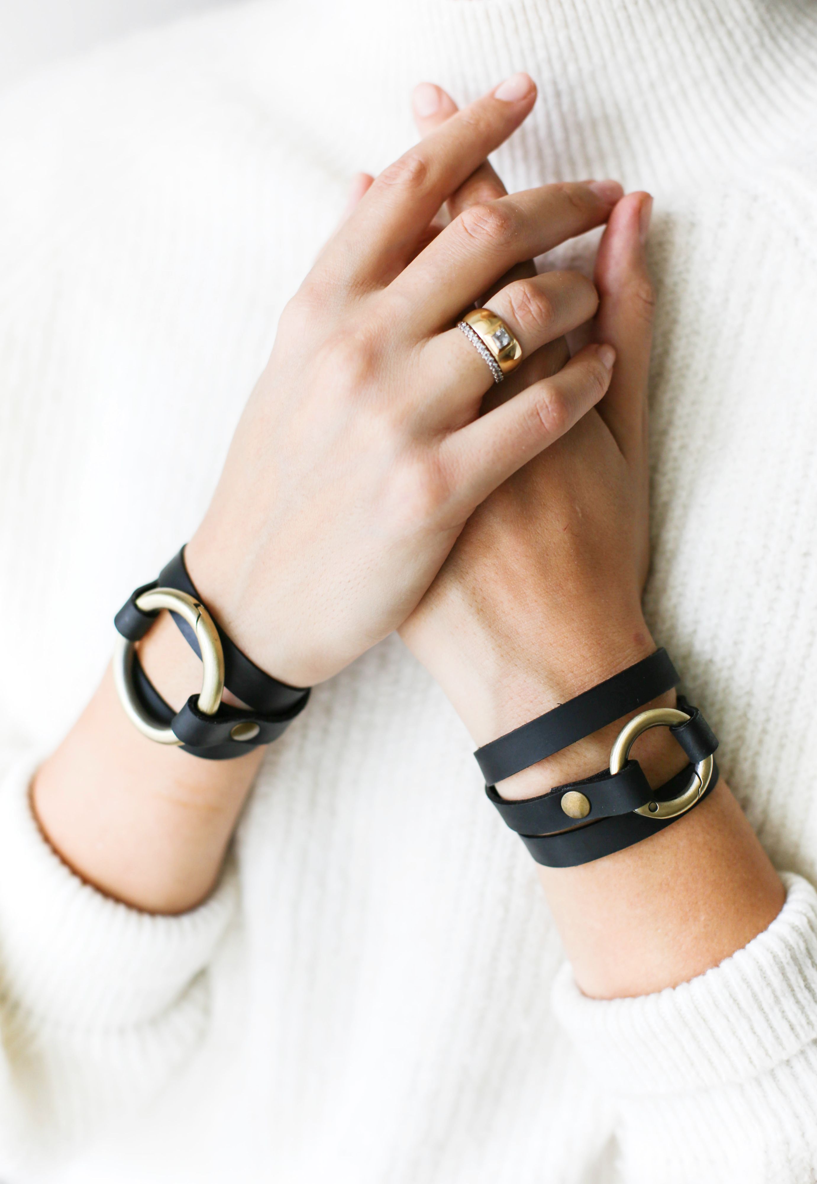 Ring Leather Bracelets
