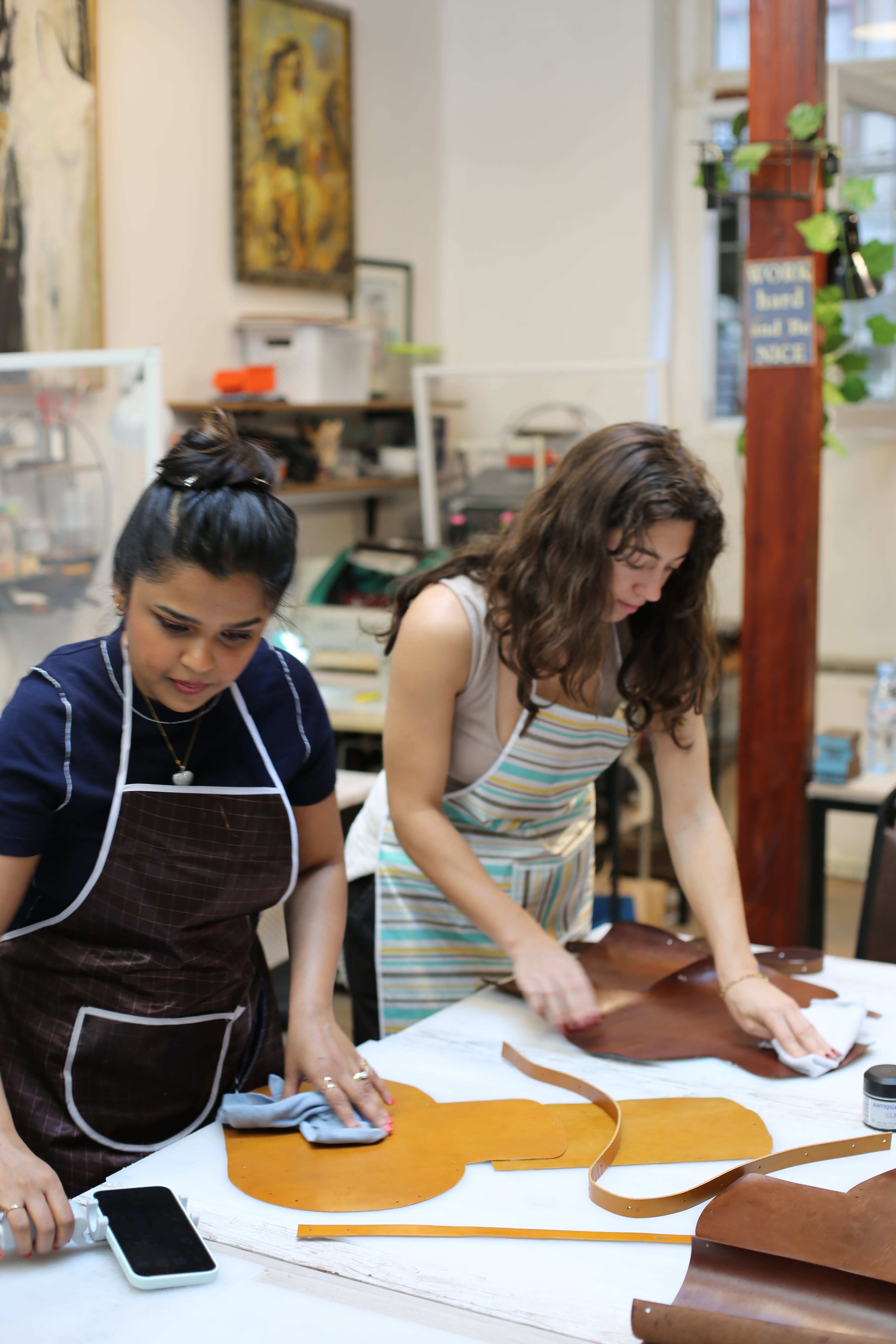 Leather Bag Making Workshop for Tourists