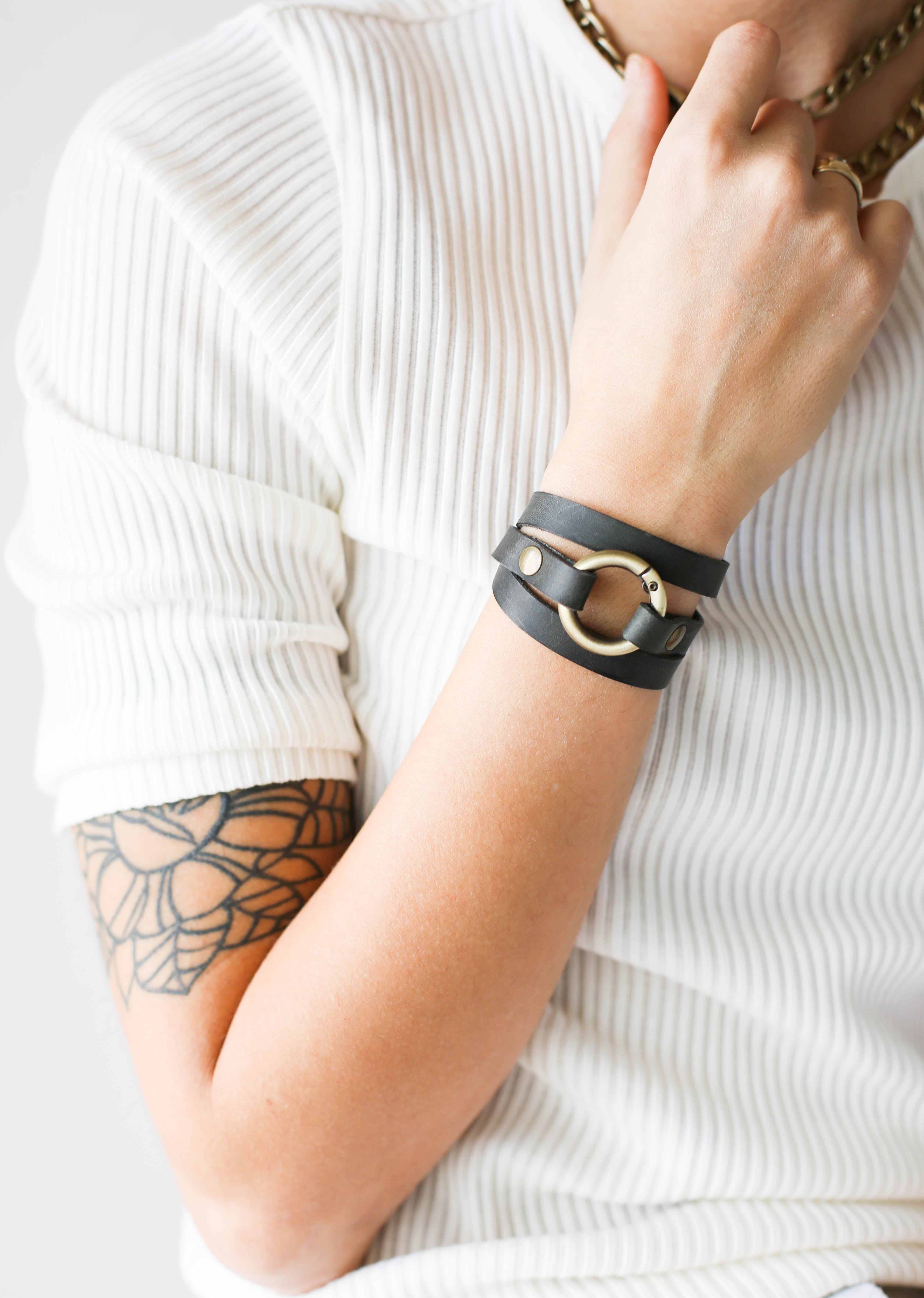 Ring Leather Bracelets