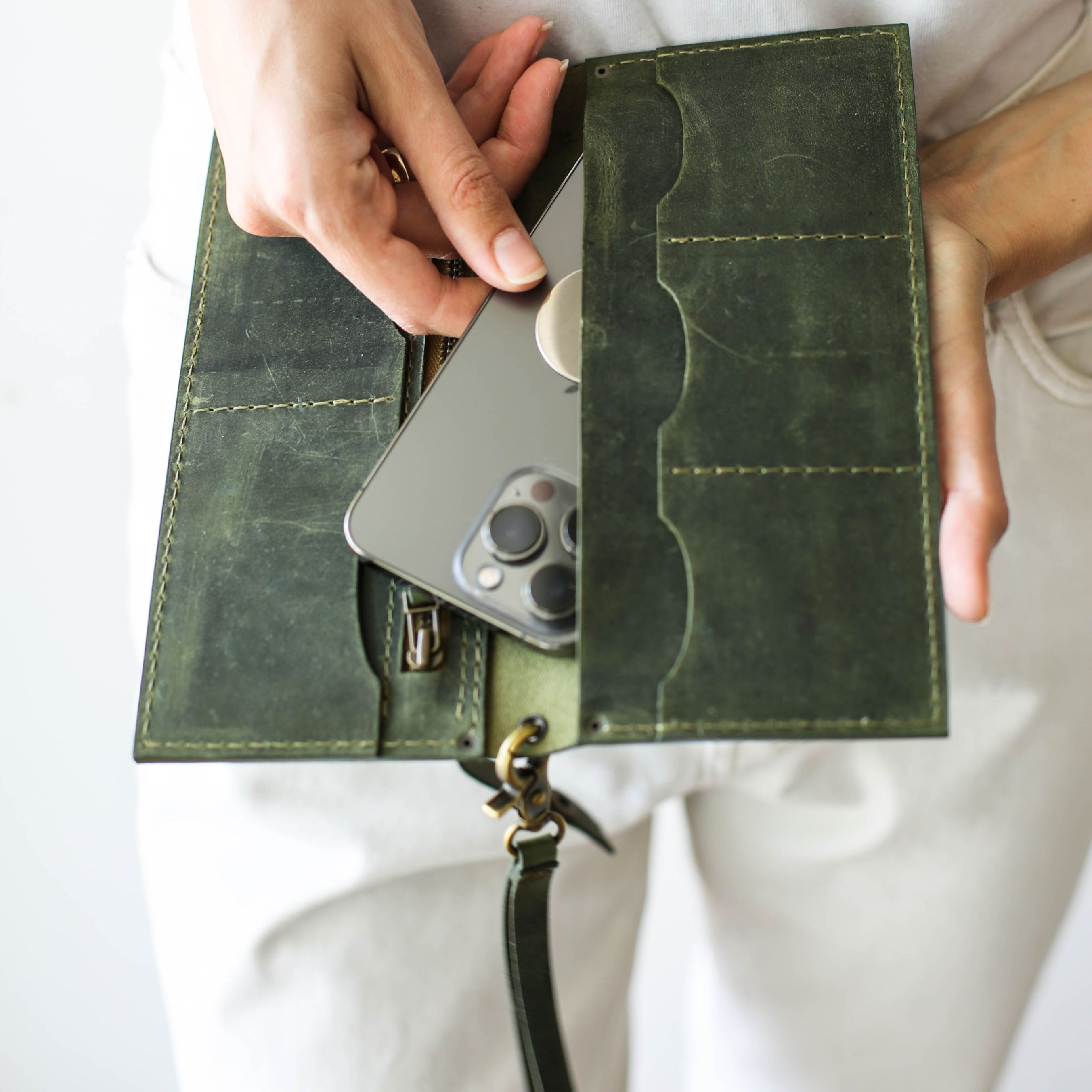 handmade leather wallets womens