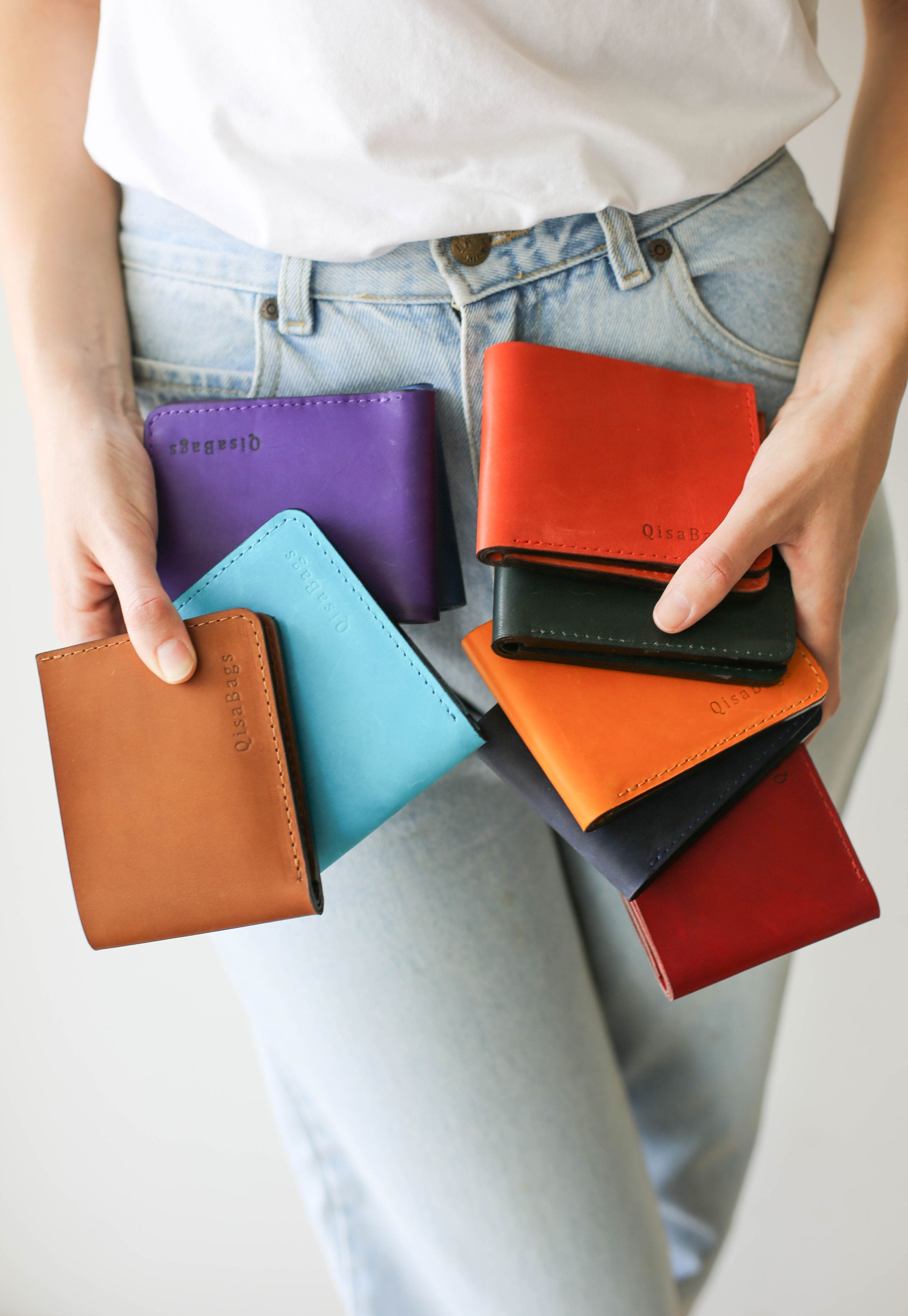 Unisex Leather Billfold Wallets