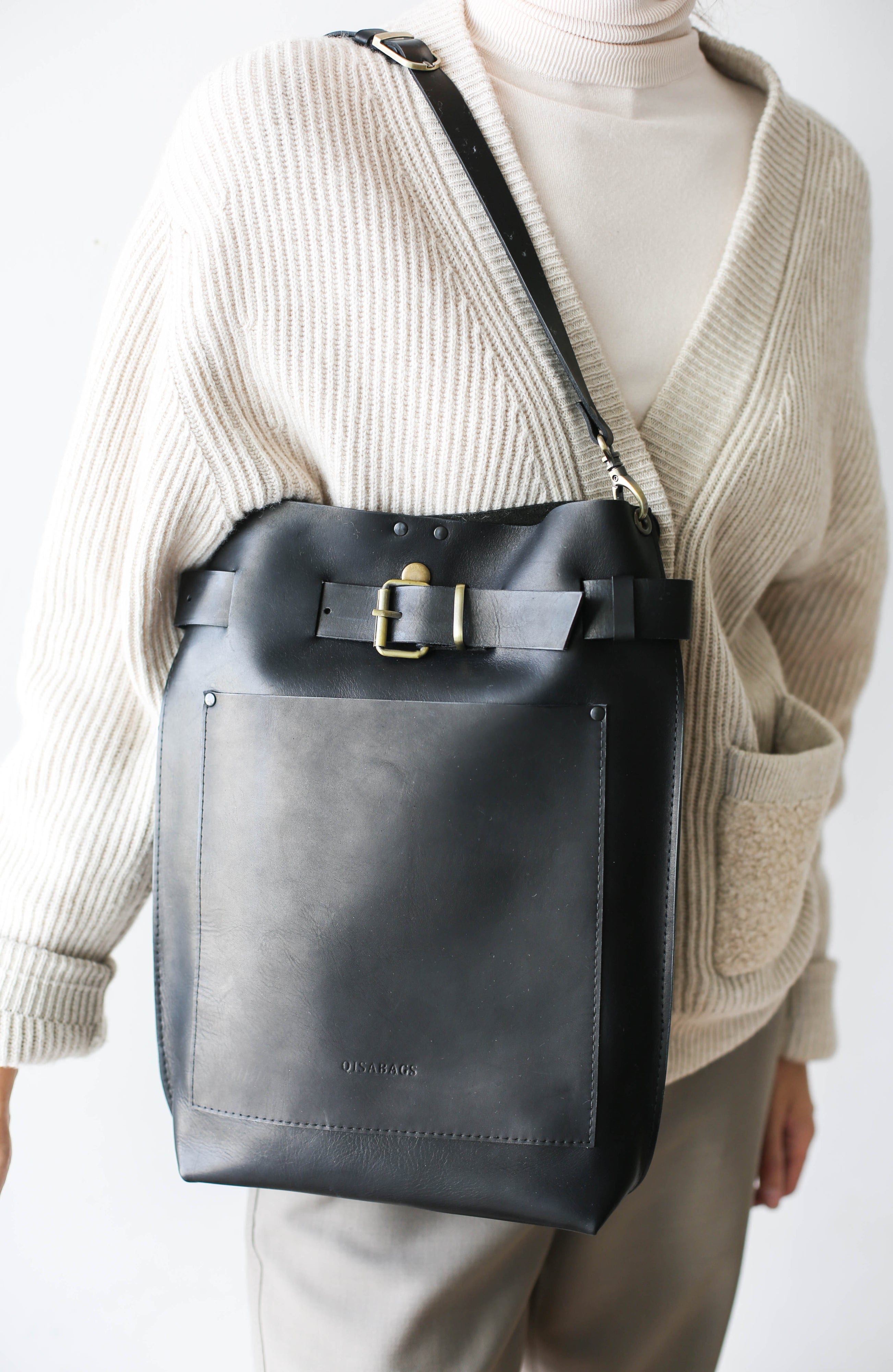 black leather shoulder bag