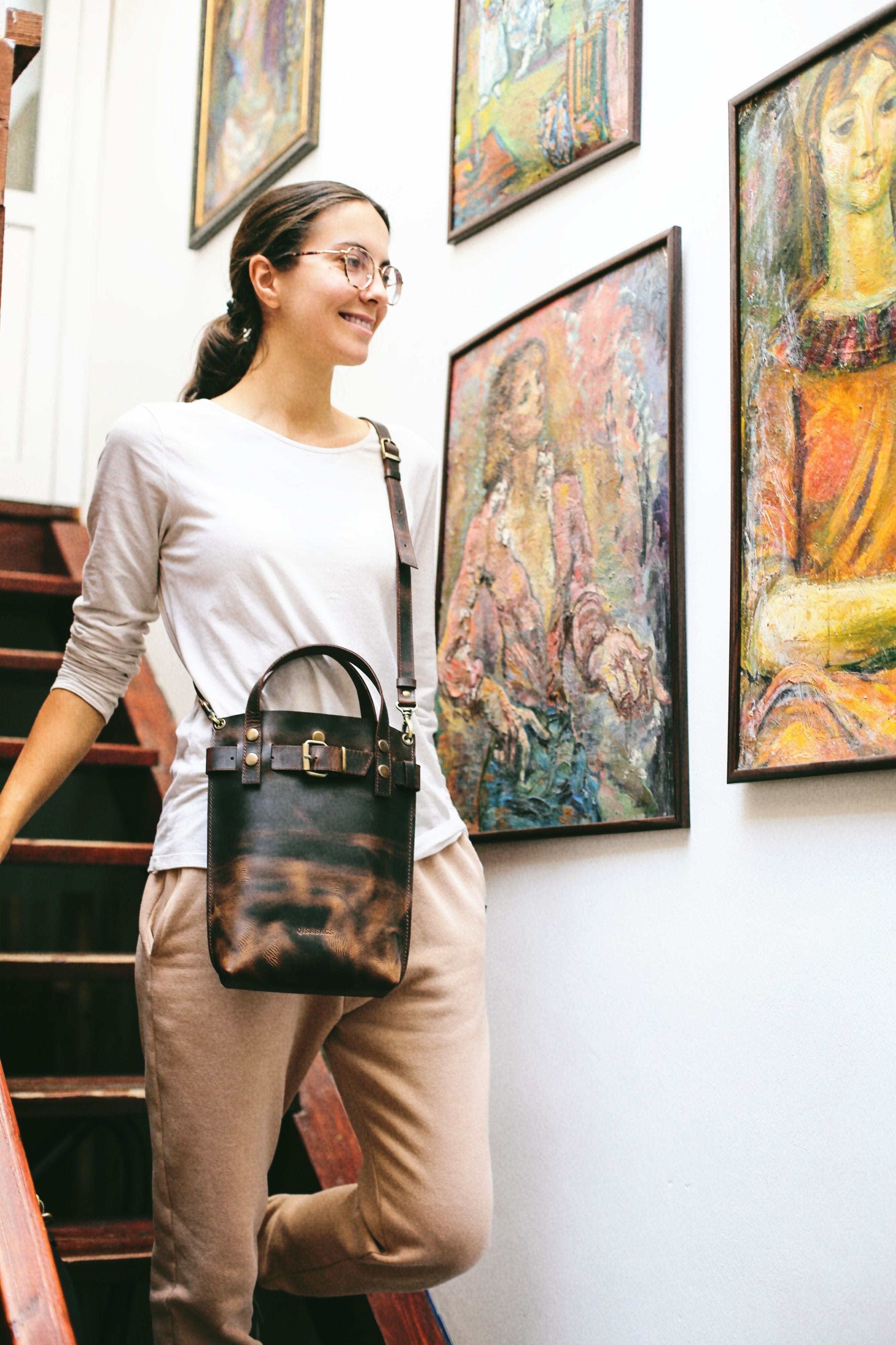 brown leather crossbody bag