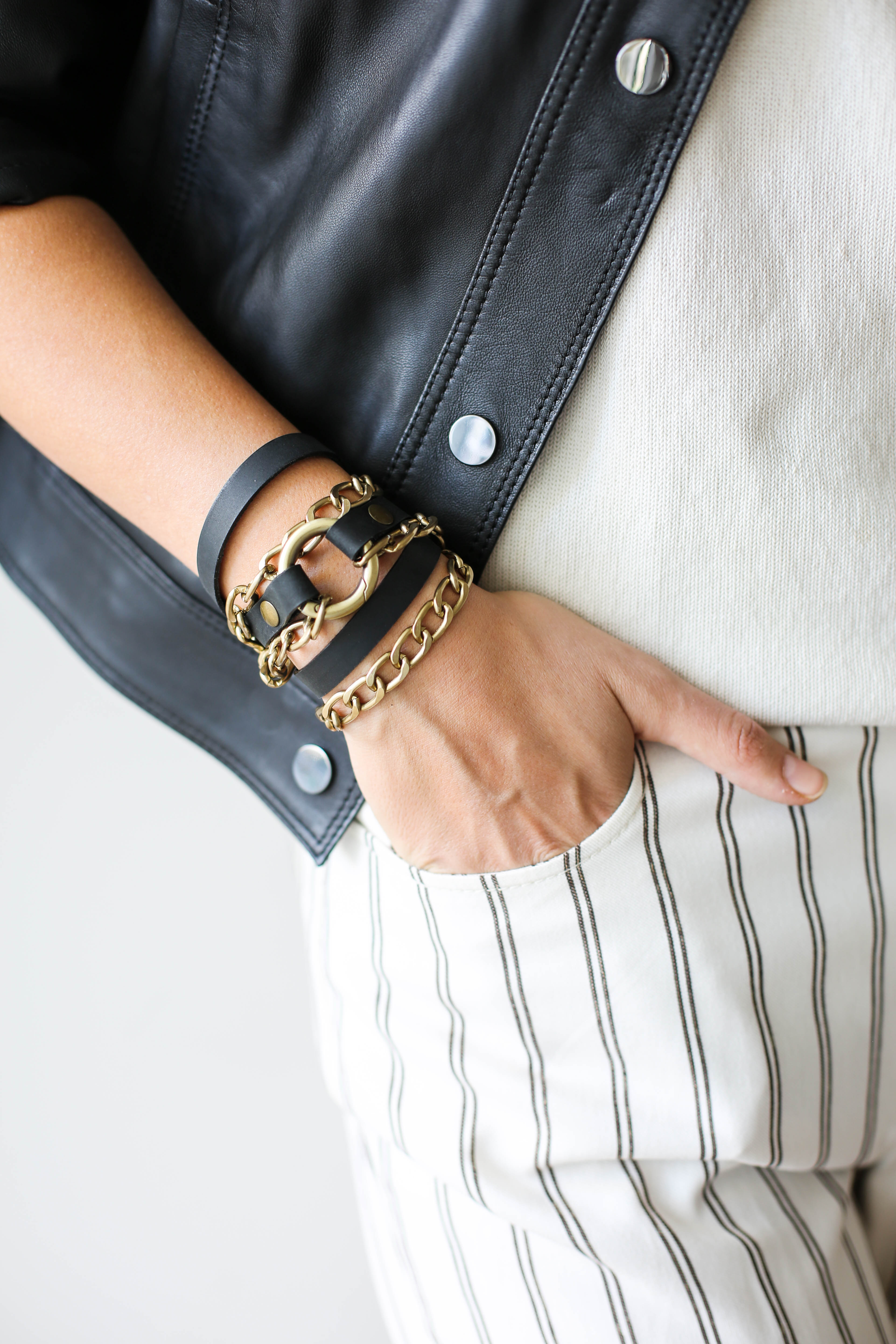 Small Ring Black Leather Bracelet w/ Silver Chain