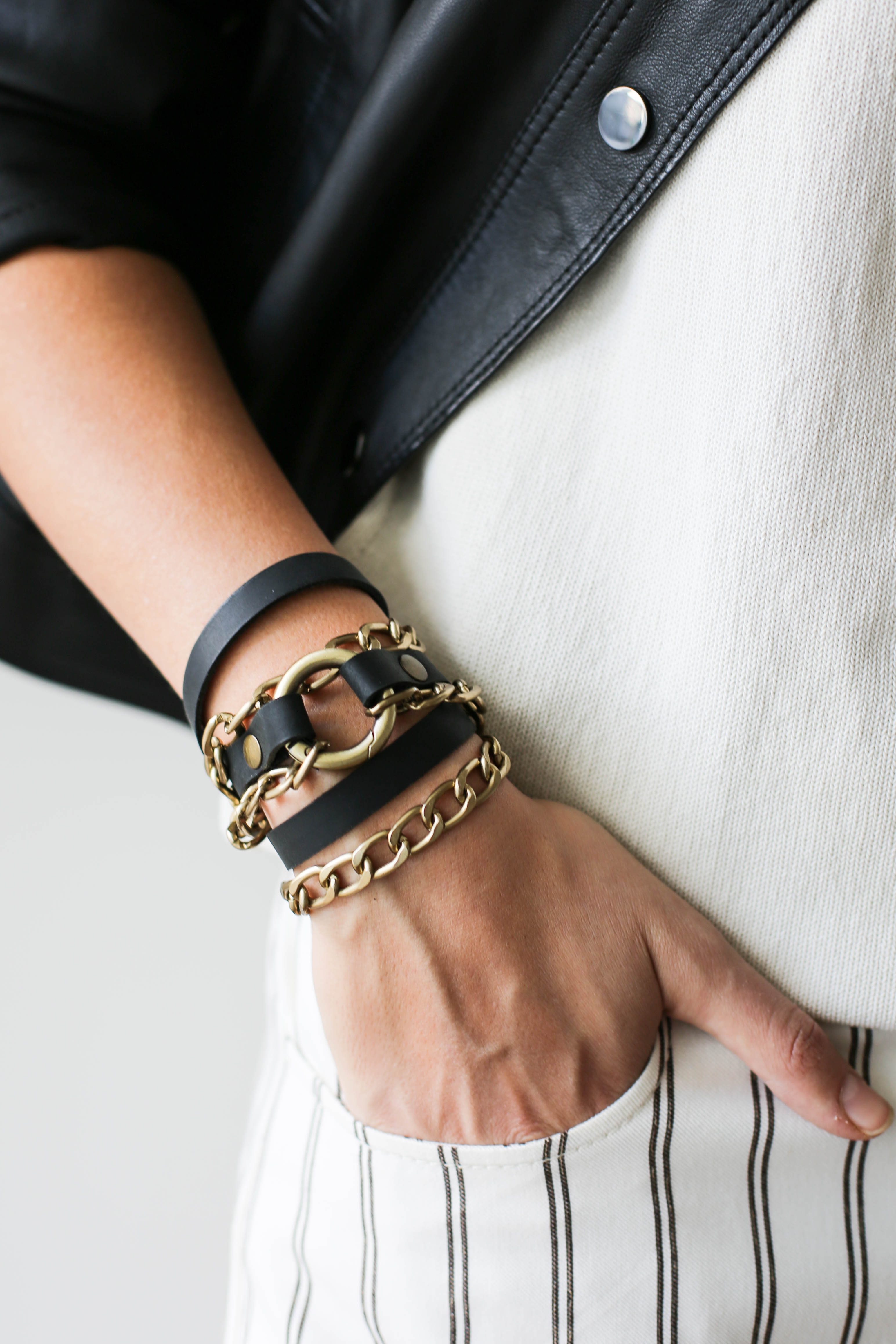 Small Ring Black Leather Bracelet w/ Antique Brass Chain