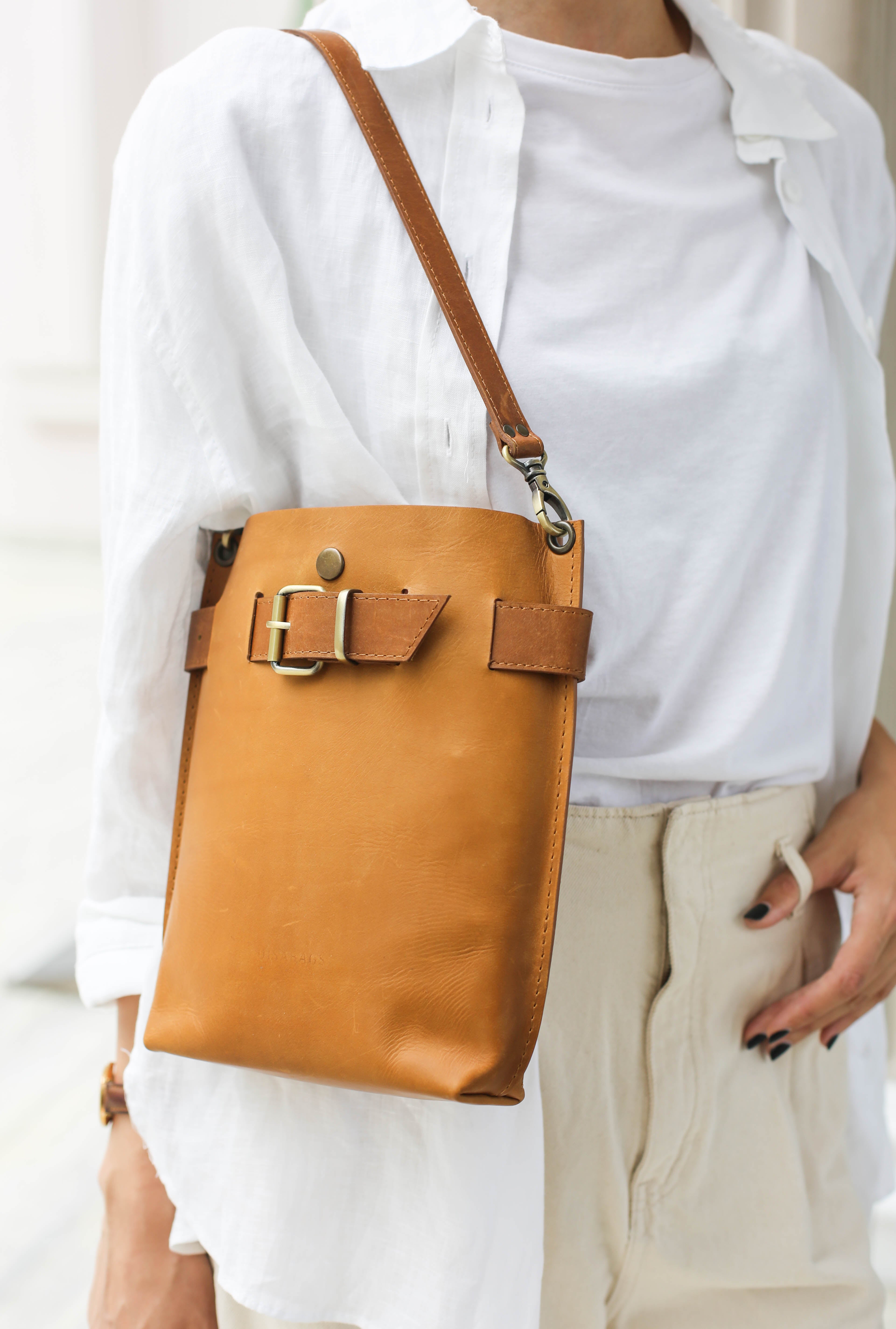 Handmade Brown Leather Purse