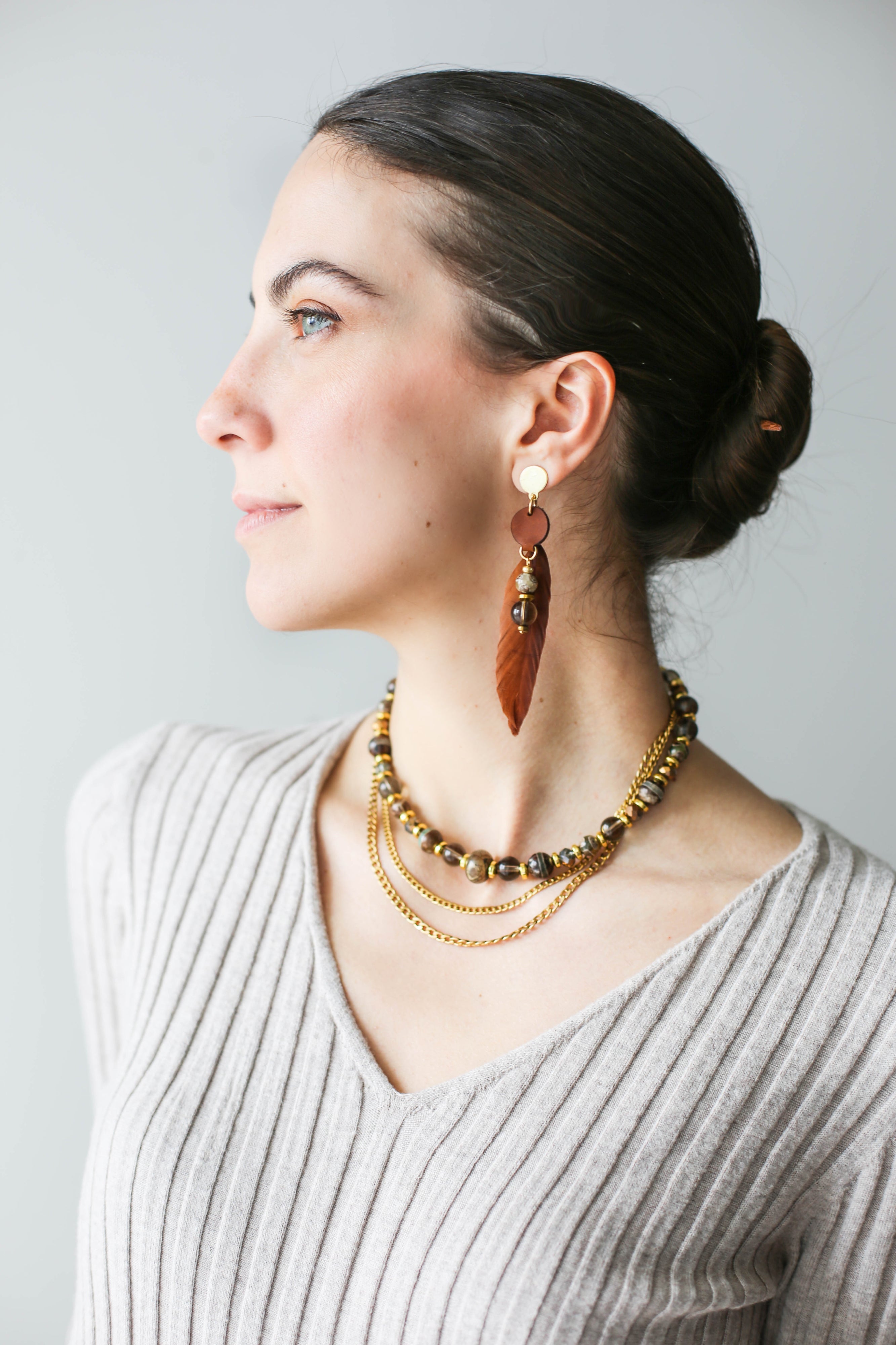 Leather Earrings with Feather and Agate