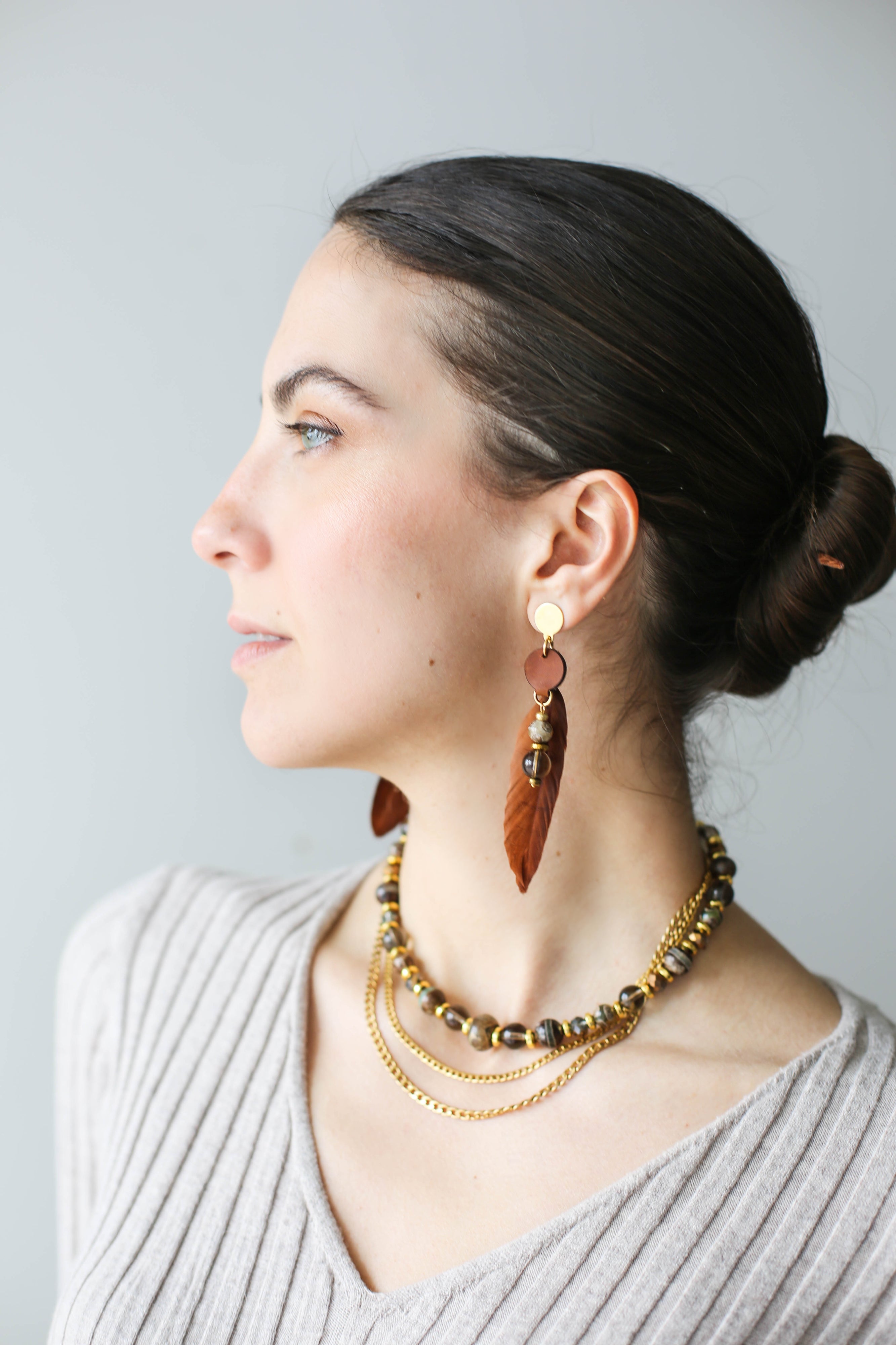 Leather Earrings with Feather and Agate