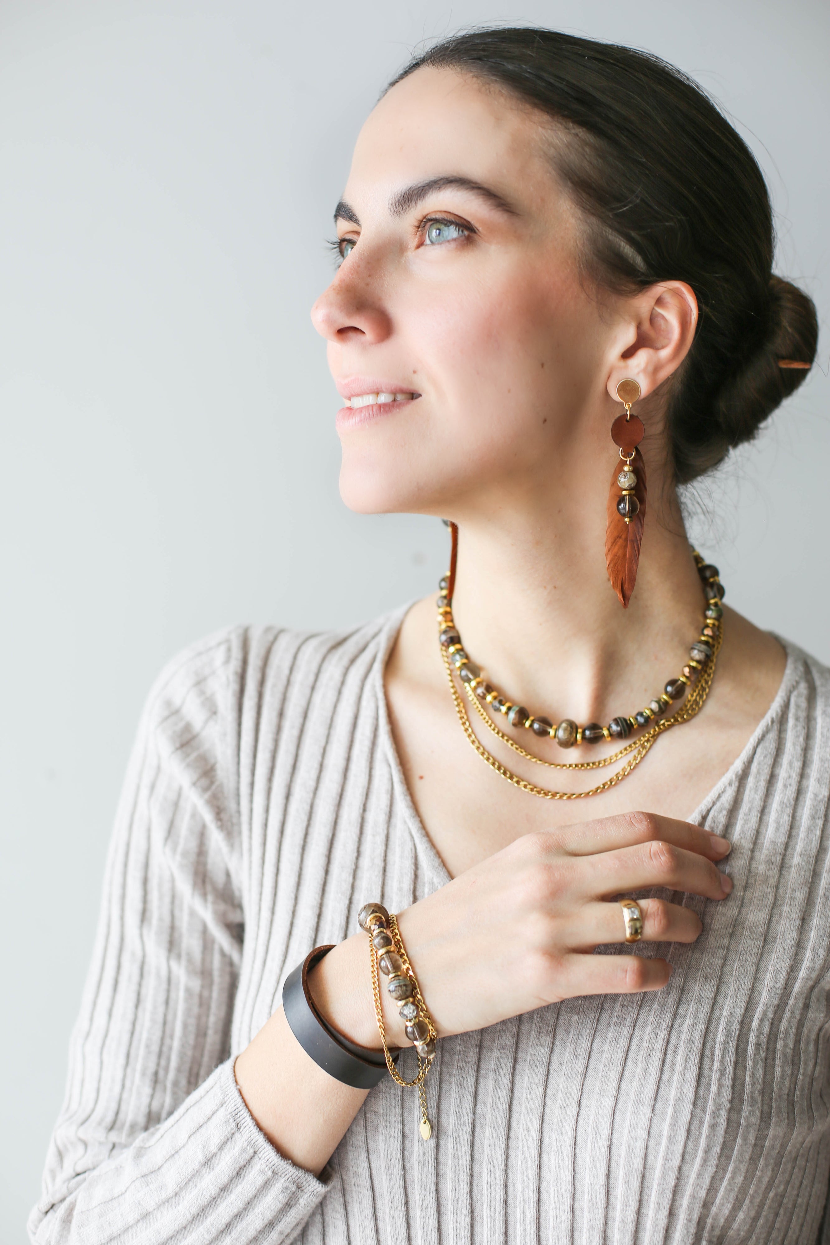 Leather Earrings with Feather and Agate