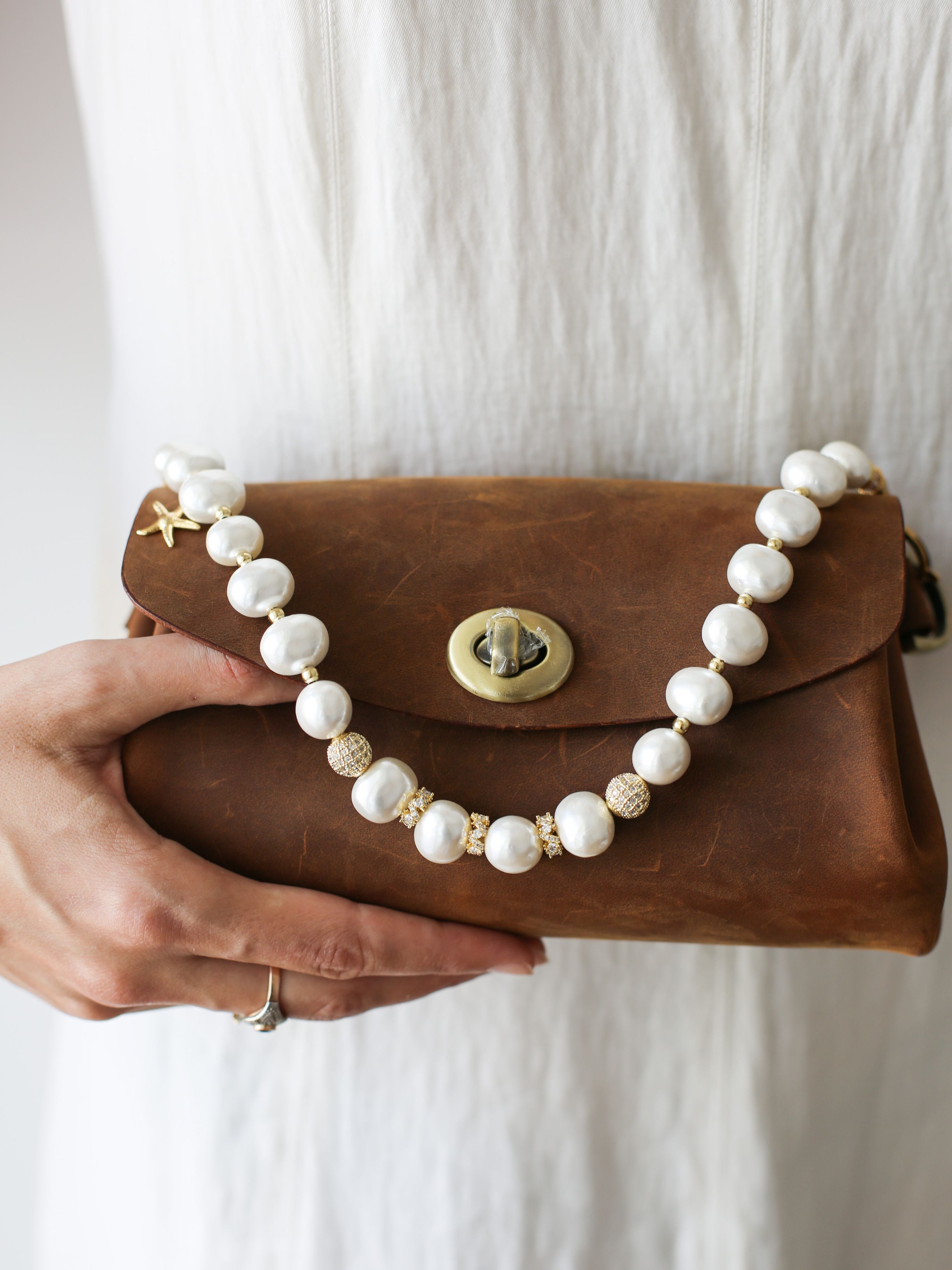 Short Pearl Strap