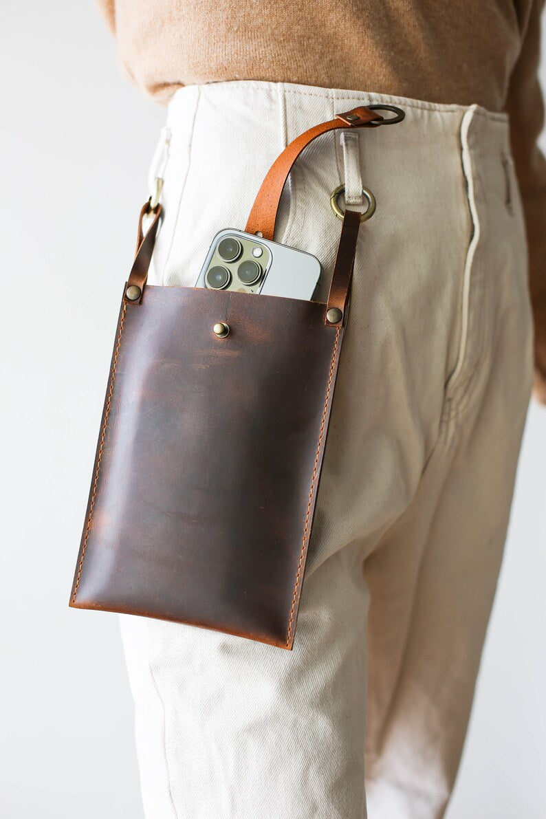 Crossbody phone bag online leather