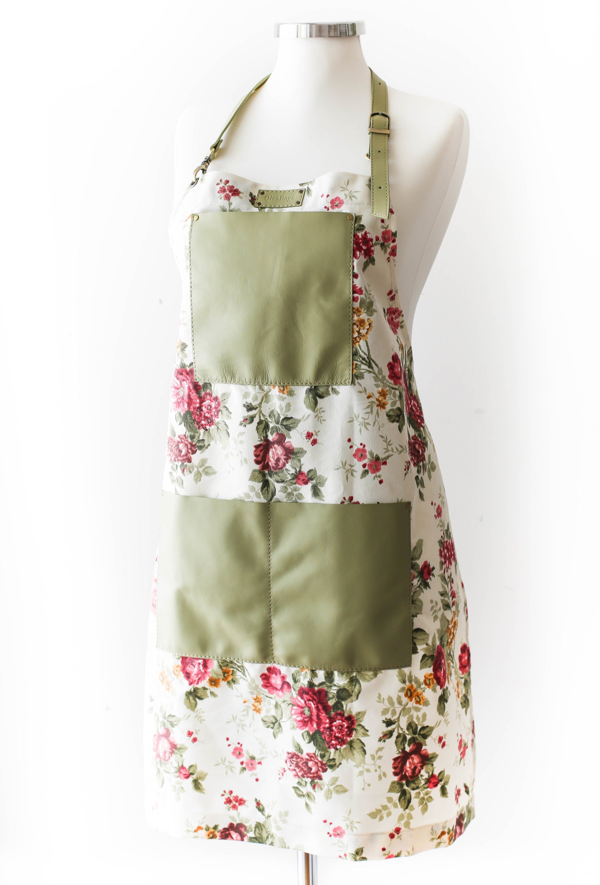 apron with leather straps