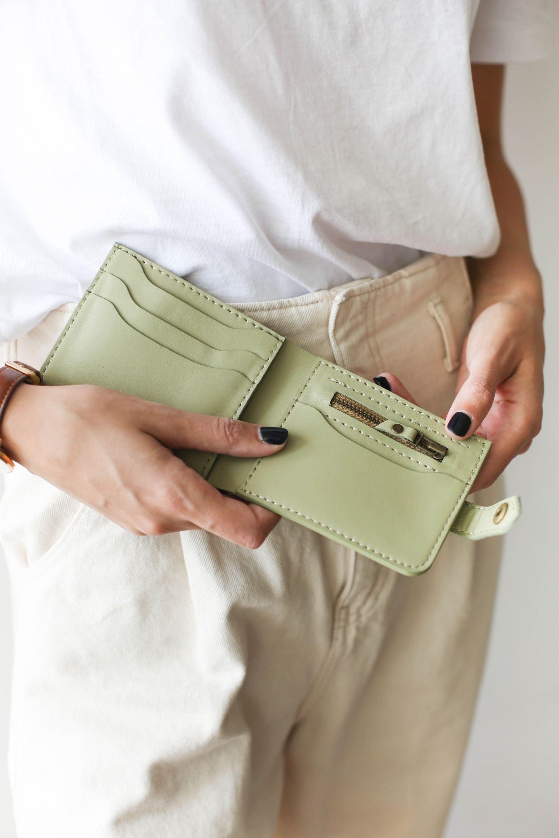 olive green leather wallet