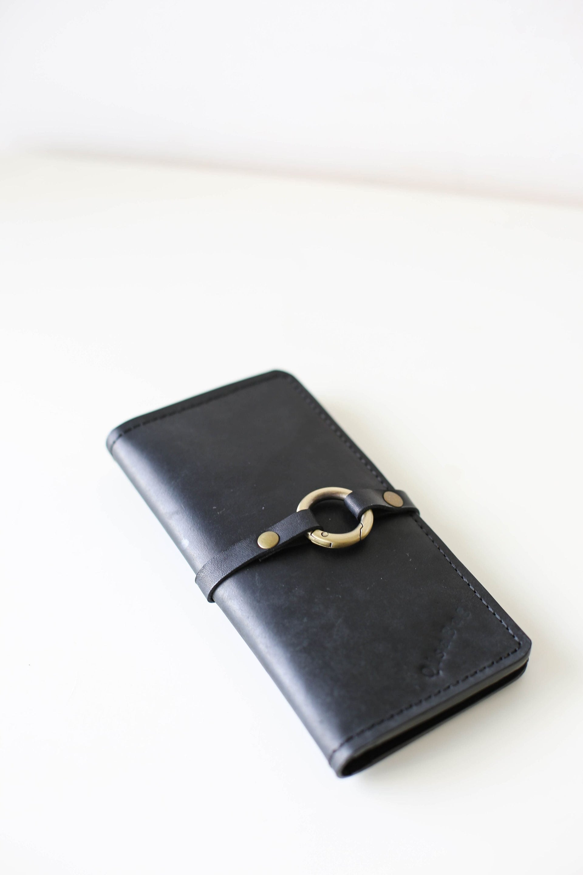 womens handmade leather wallet