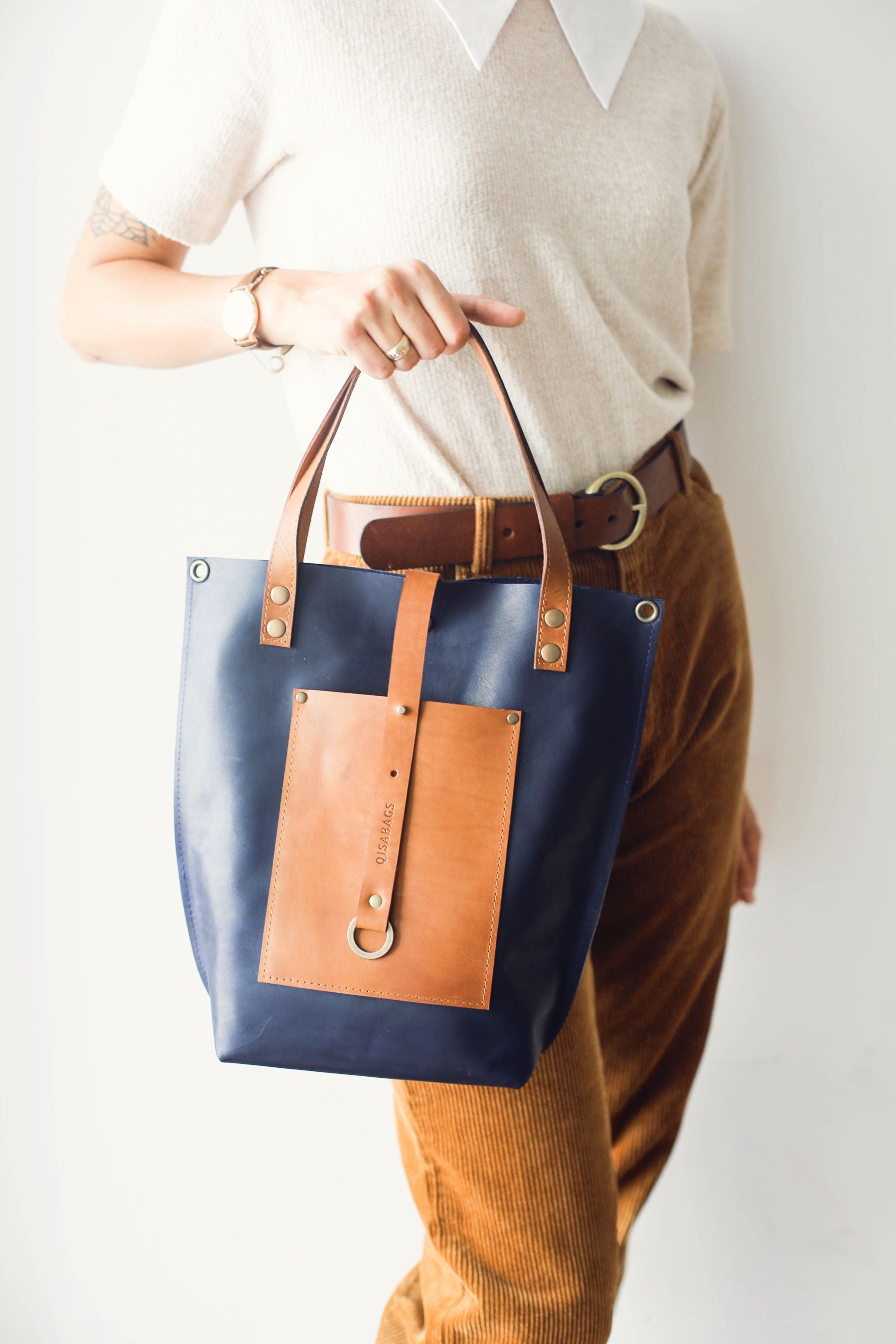 Stylish leather tote