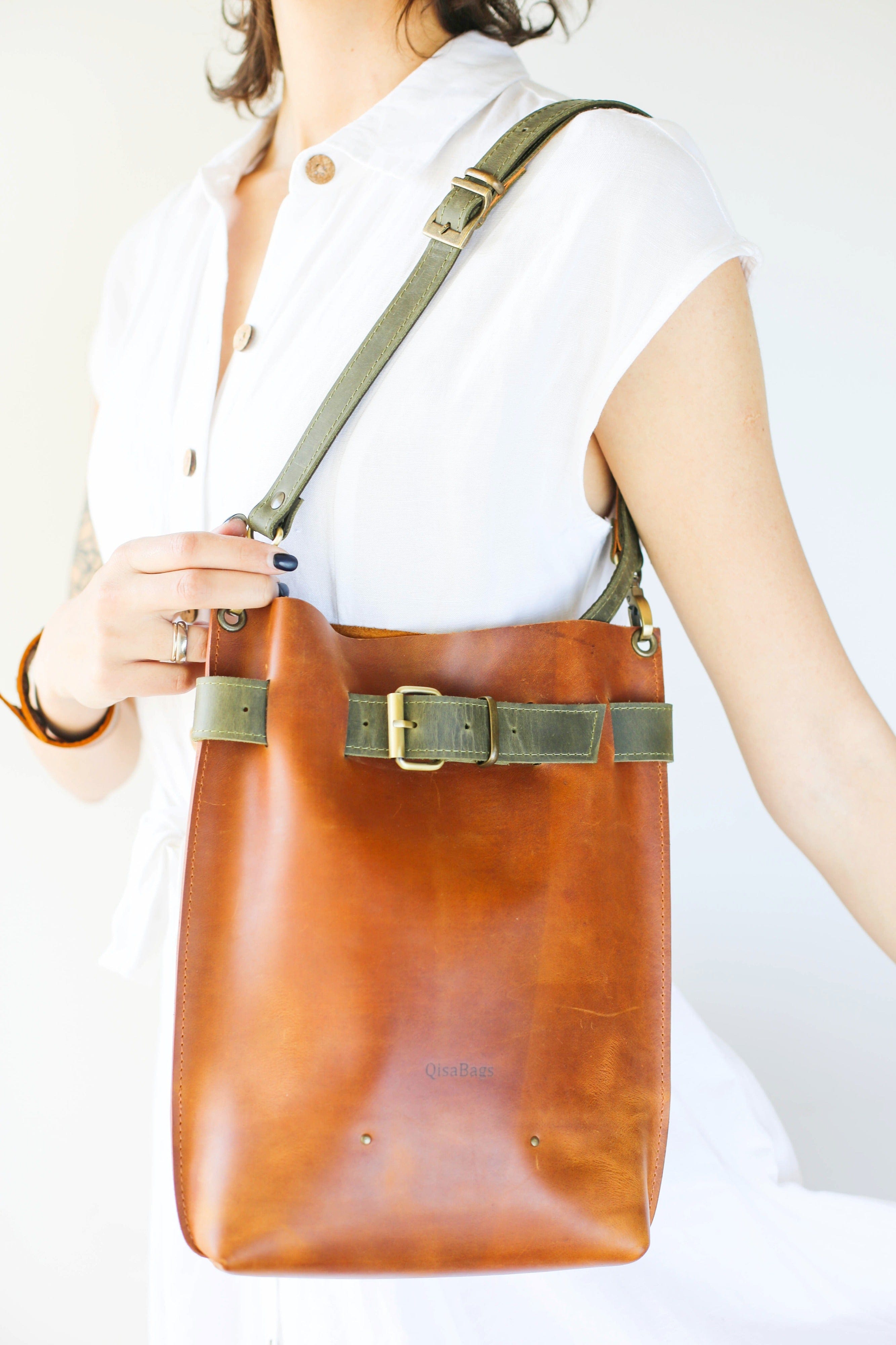 brown leather crossbody purse