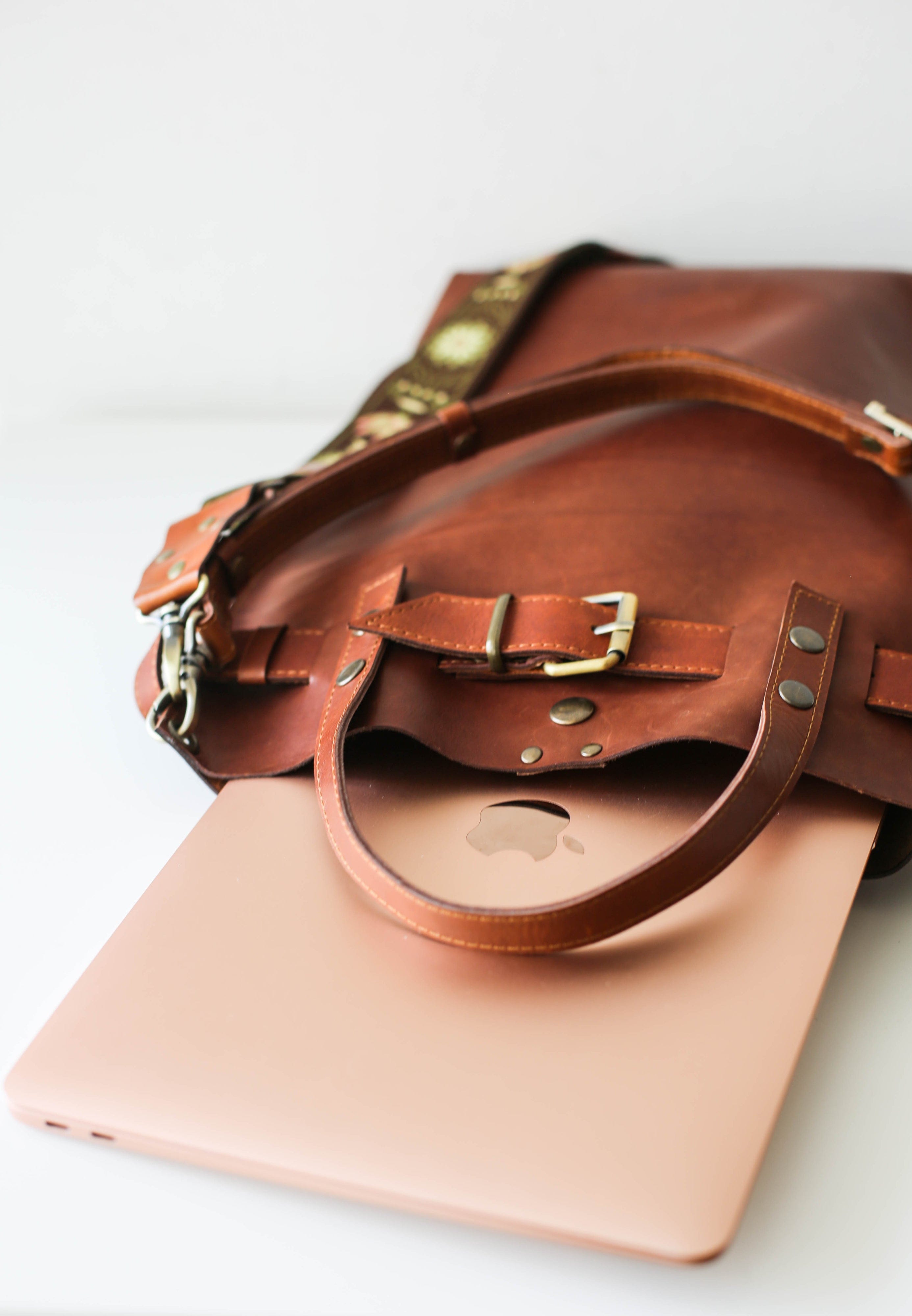 leather bags for laptop