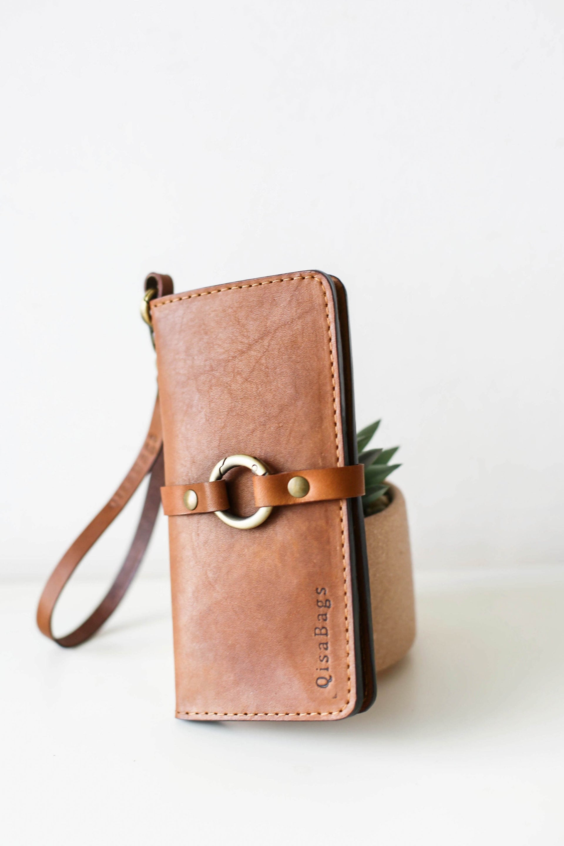 Handmade leather wallet for women