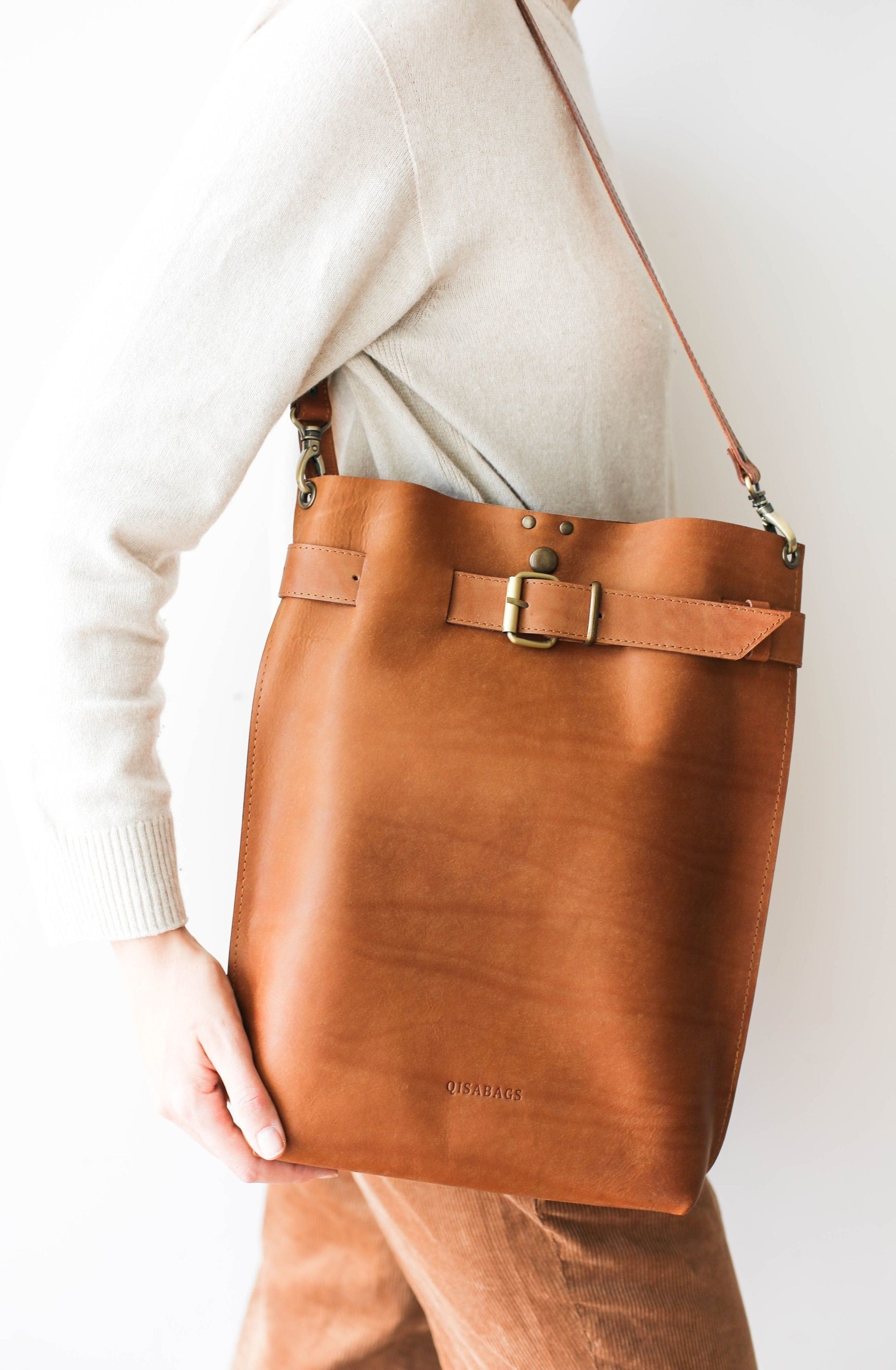 leather purse brown