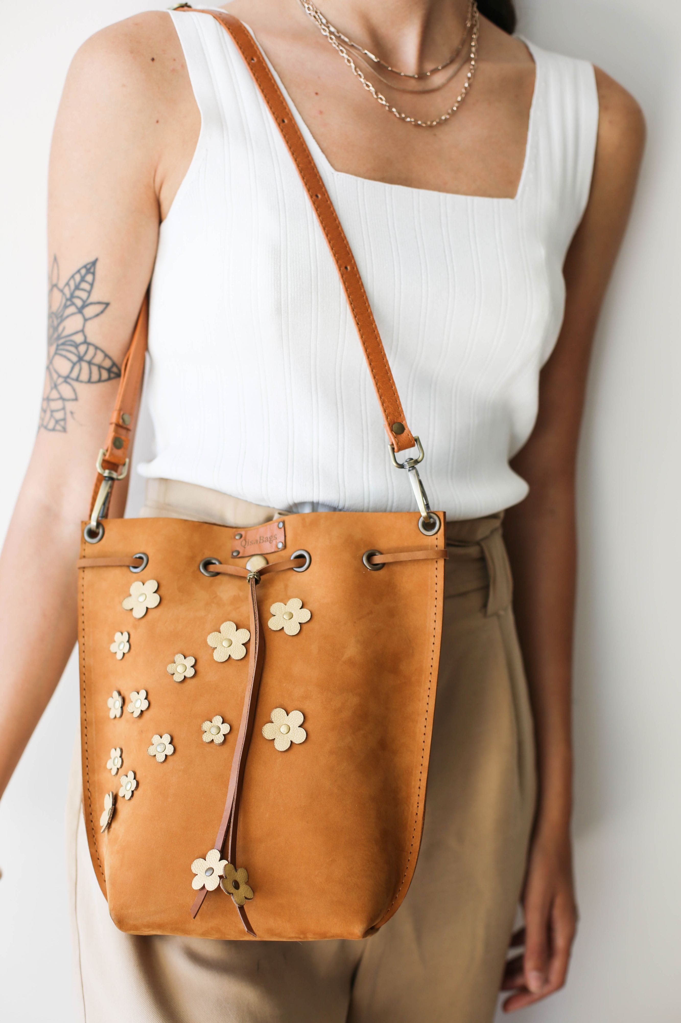 leather bucket bag handbag