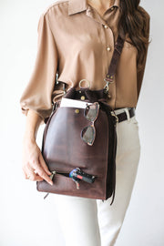 brown leather crossbody bag