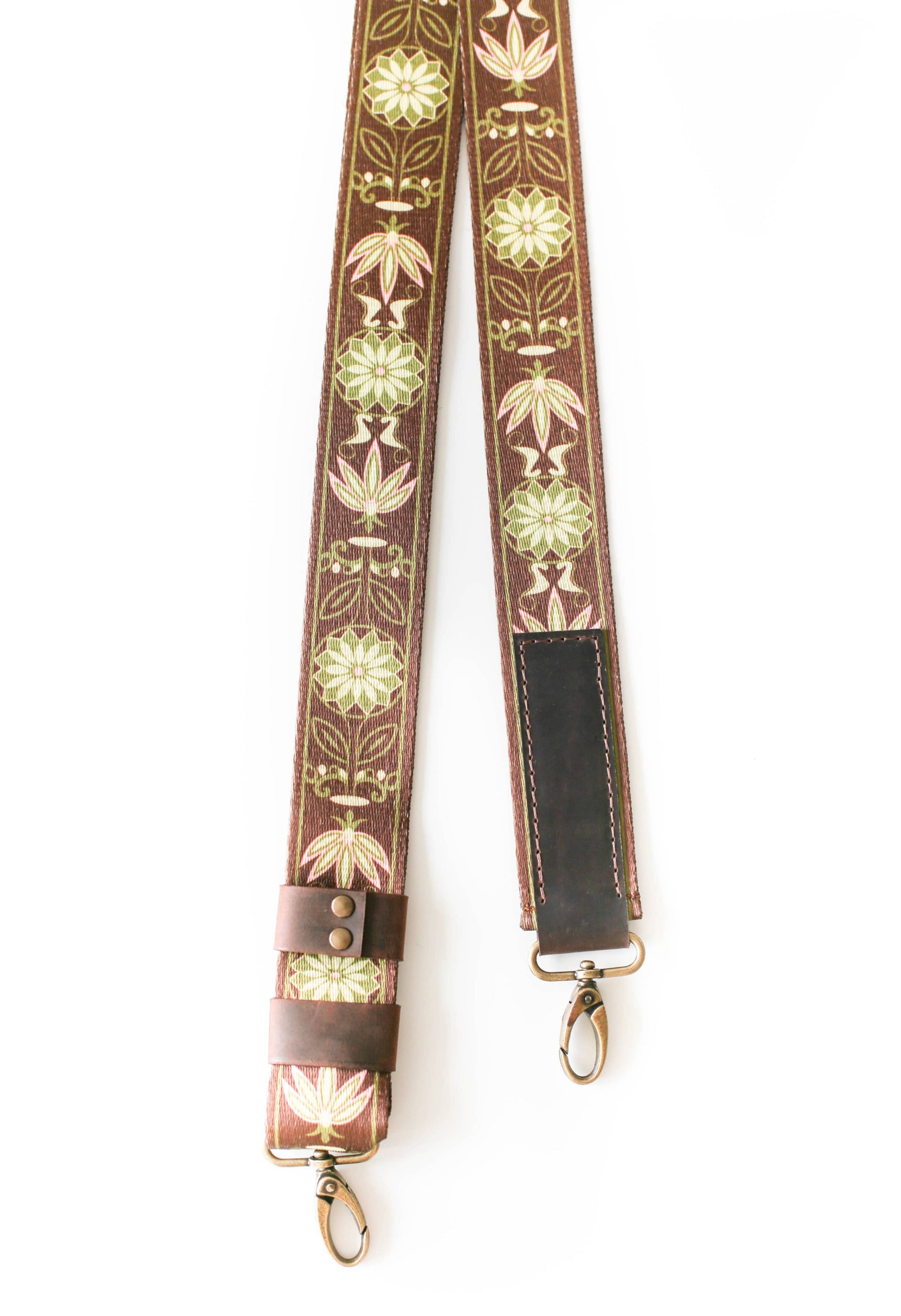 Upgrade Your Bag Style With Customized Guitar Purse Straps 