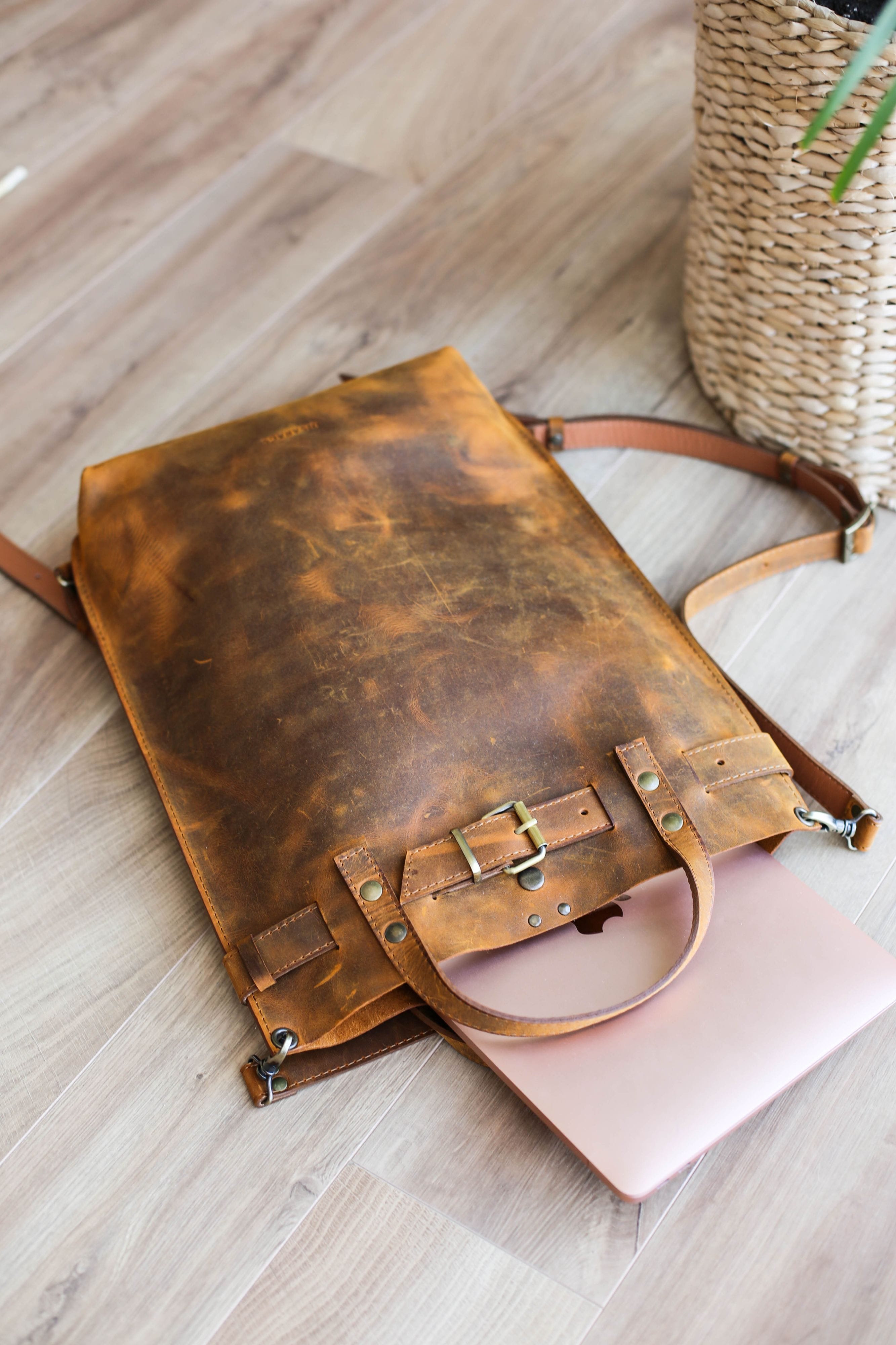 Crossbody leather online backpack