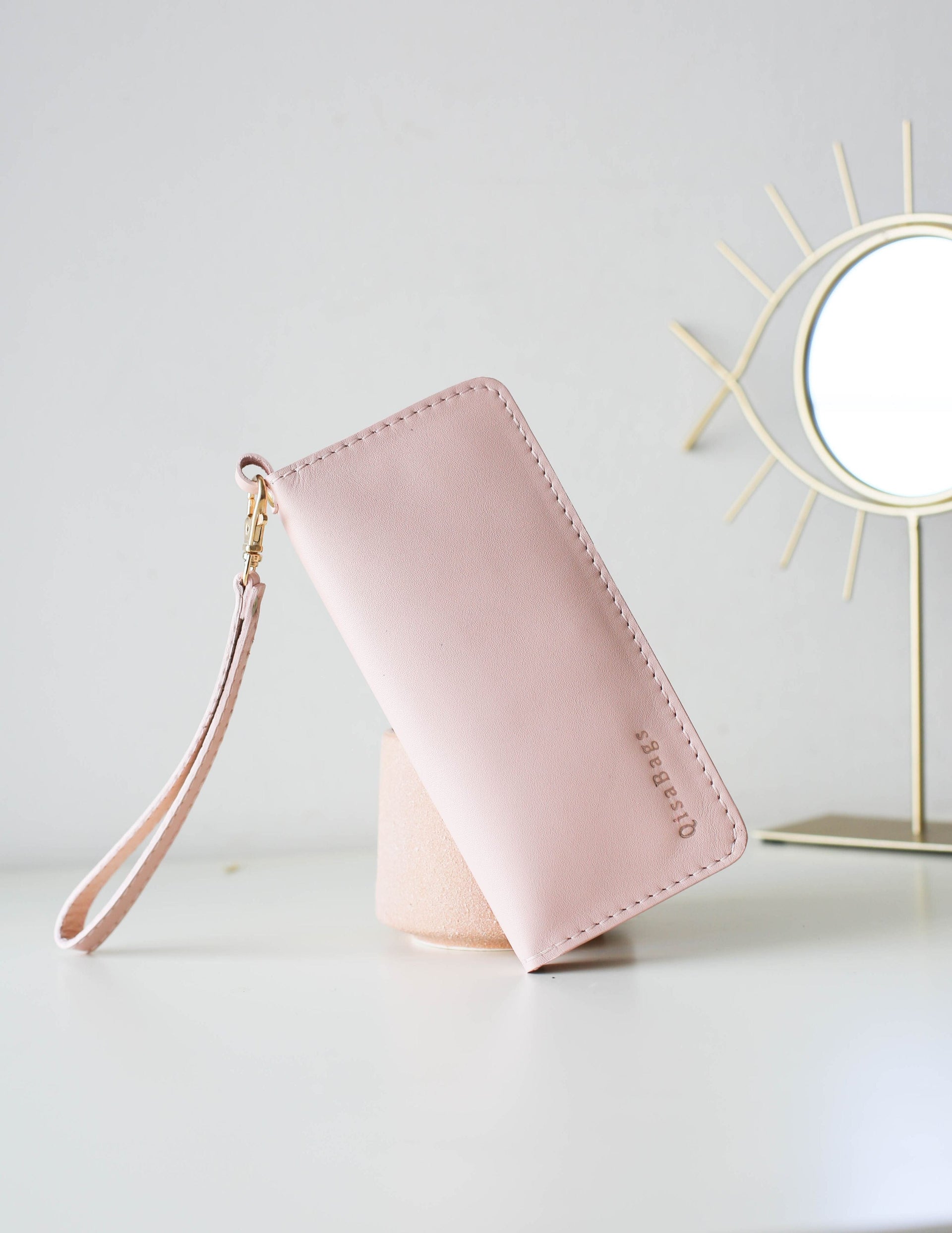 womens pink wallet
