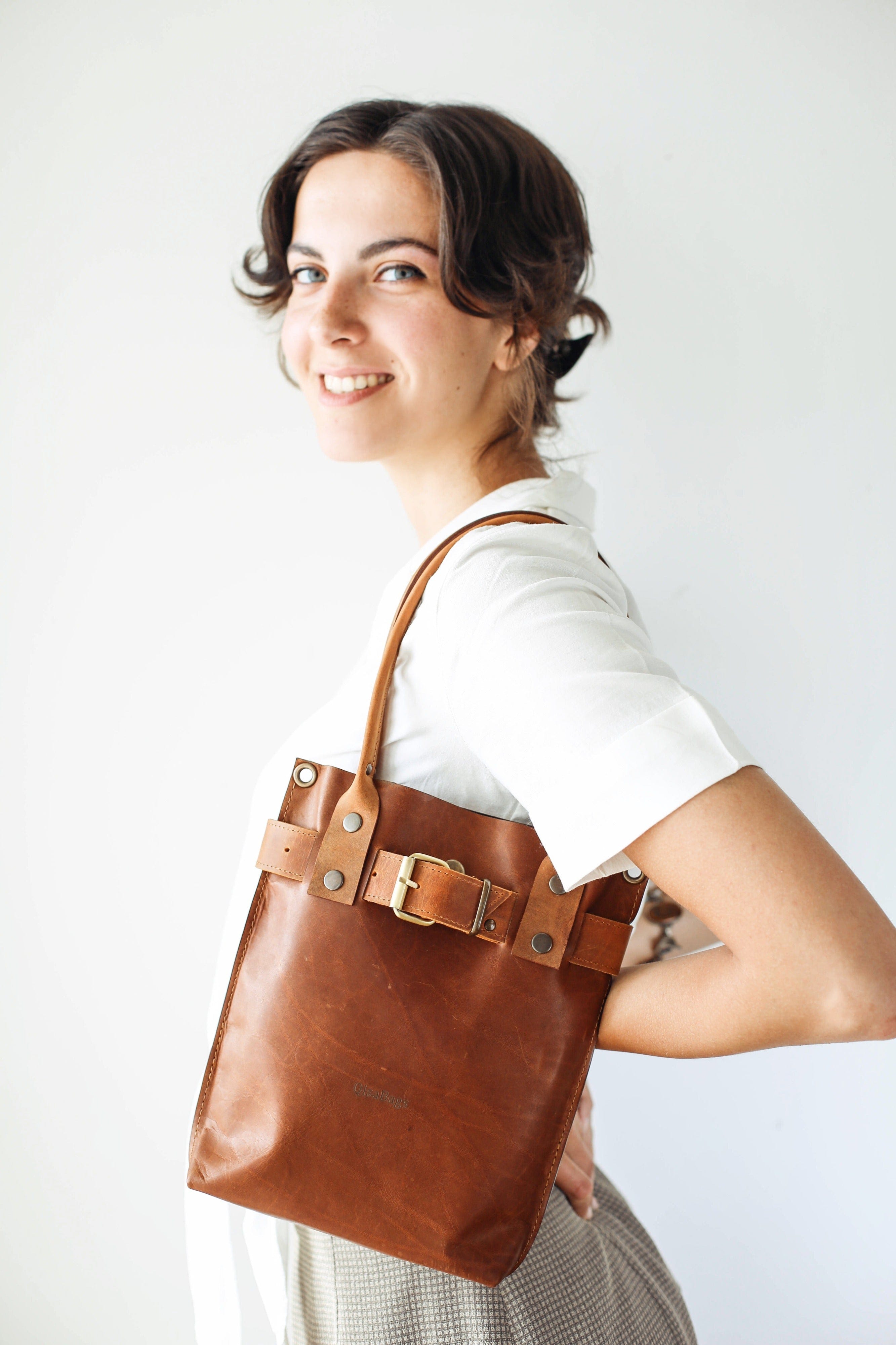 Brown leather handbag